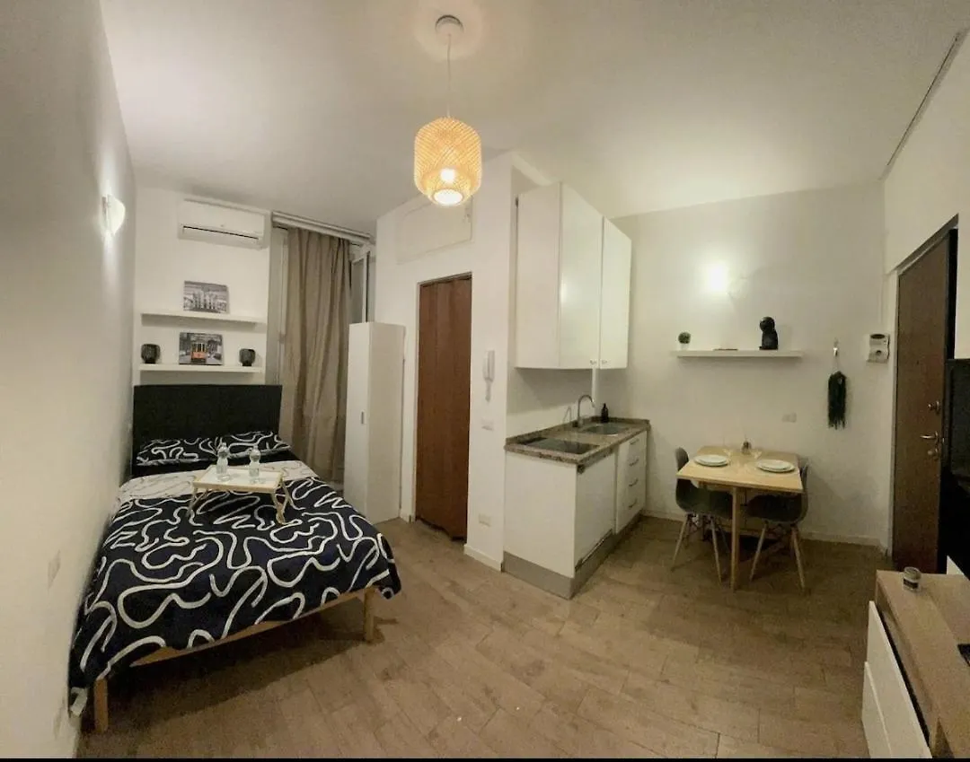 Private And Cute Appartement 13Min Central Station Milan Italy
